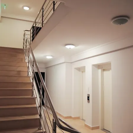 City Center Unirii Studio Apartman *